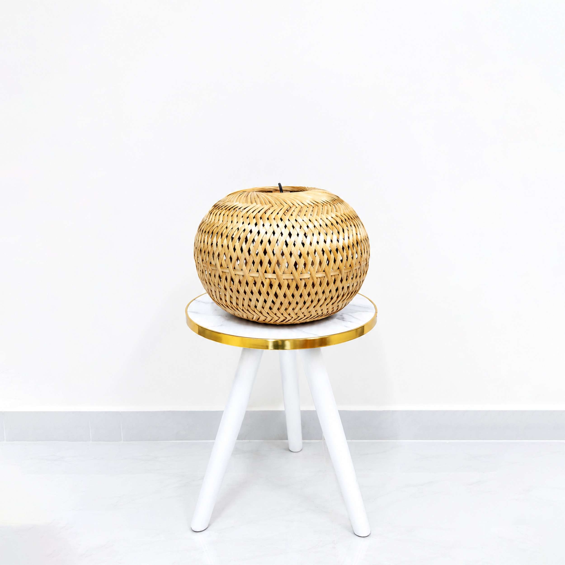 Ball Shape Lamp Shade 2