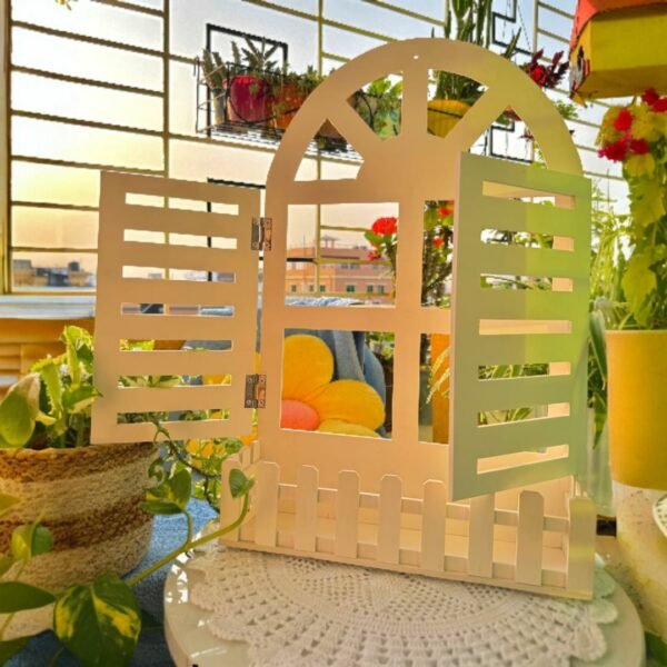 ওয়াল ডেকর উইনডো - মজবুত ও ধুলাবালিতে রং নষ্ট হয় না